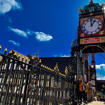 Chester City Centre Town House Bagian luar foto