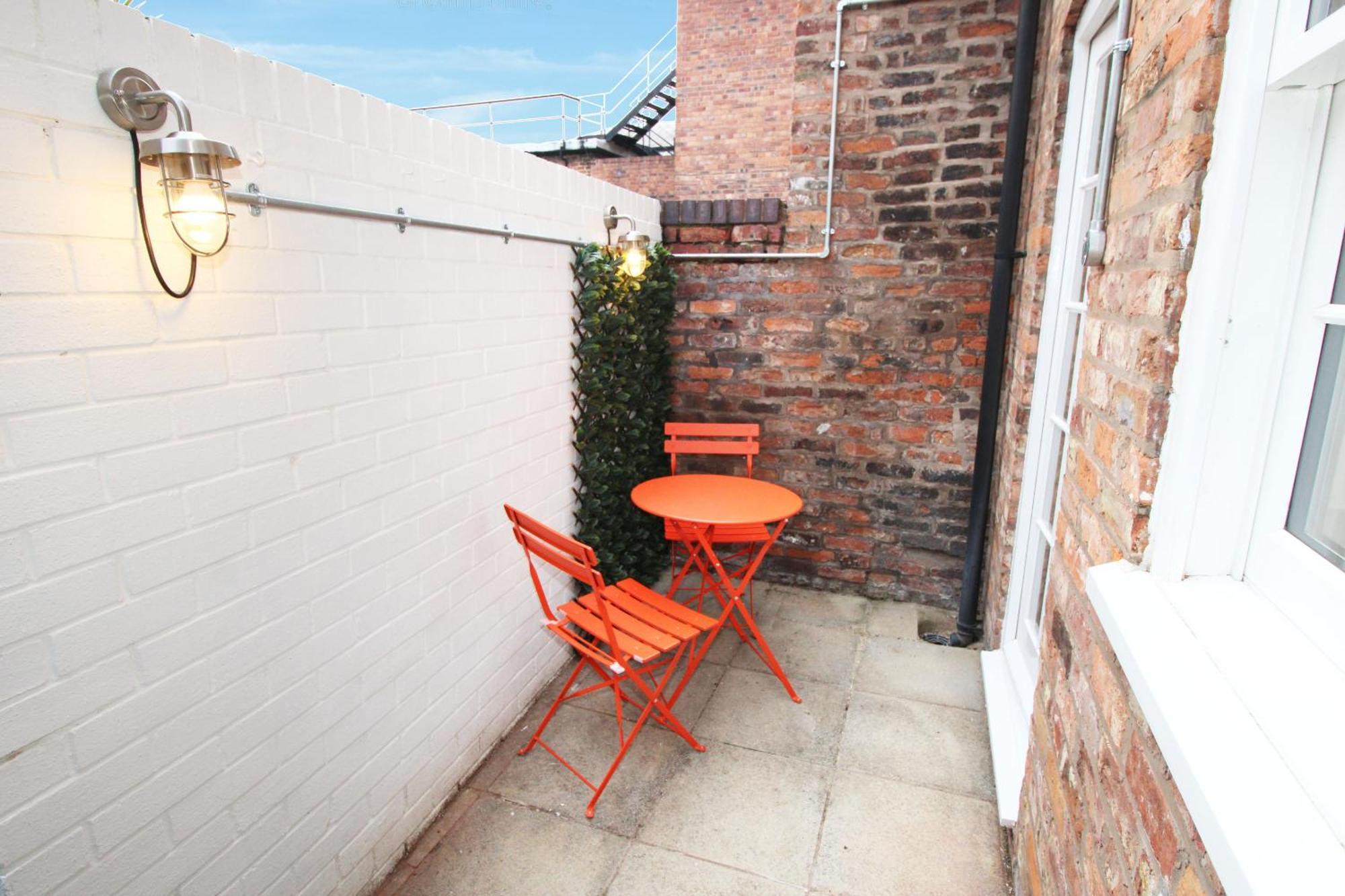 Chester City Centre Town House Bagian luar foto