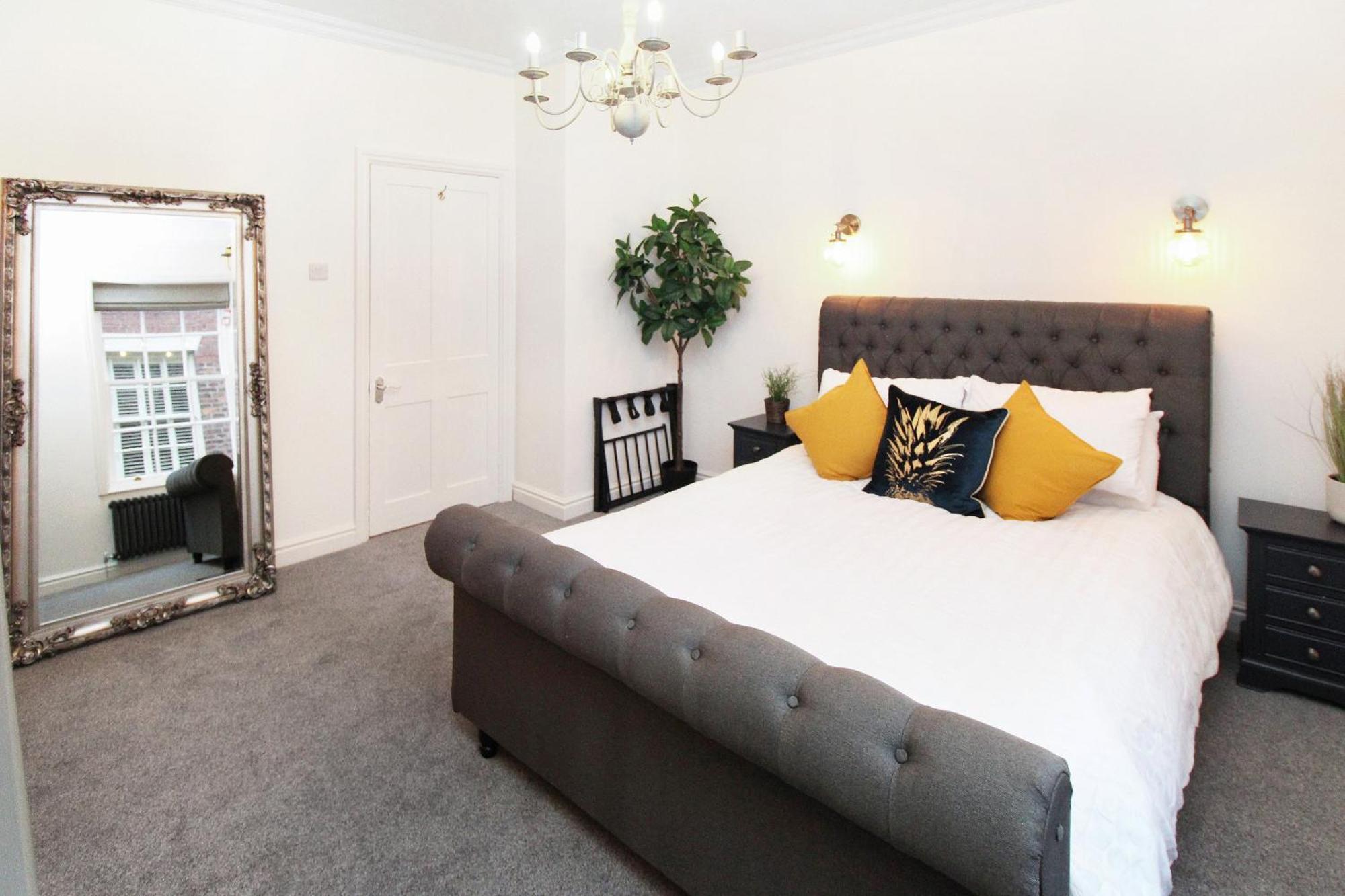 Chester City Centre Town House Bagian luar foto
